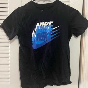 black nike graphic tee